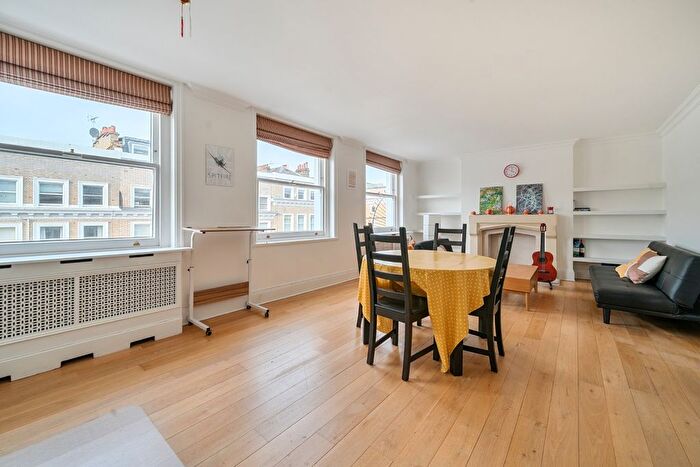 2 Bedroom Flat For Sale In Elvaston Place, Kensington, London, SW7