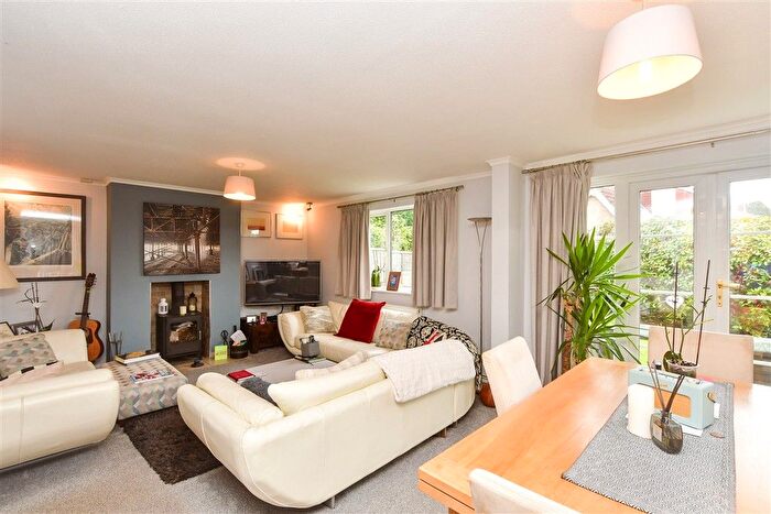 3 Bedroom Semi-Detached House For Sale In Olives Meadow, Uckfield, East Sussex, TN22