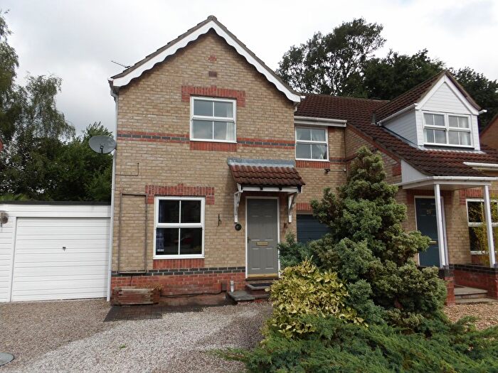 2 Bedroom Property To Rent In Baker Crescent, Lincoln, LN6