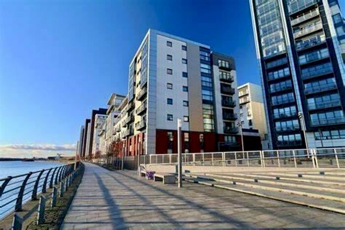 2 Bedroom Flat To Rent In Meadowside Quay Square, Glasgow, G11