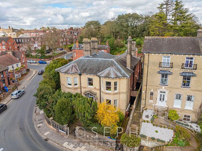 2 Bedroom Flat For Sale In Fonnereau Road, Ipswich, IP1