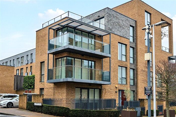 4 Bedroom Town House For Sale In Handley Drive, London, SE3