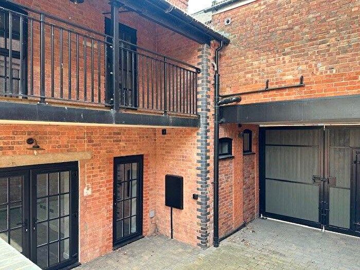 2 Bedroom Character Property To Rent In Midland Road, Olney, MK46