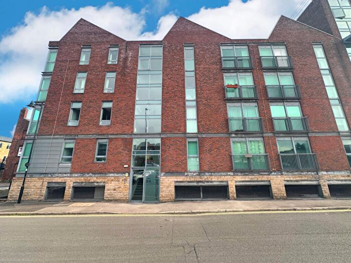 2 Bedroom Apartment For Sale In Penistone Road, Sheffield, S6