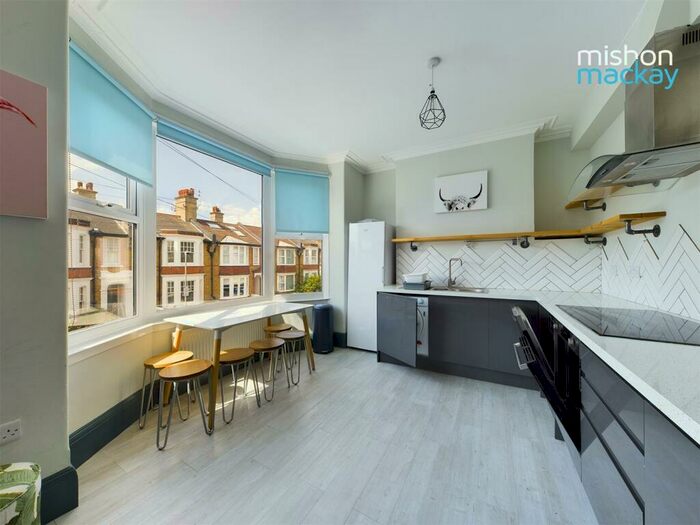 6 Bedroom Flat To Rent In Compton Road, Brighton, BN1