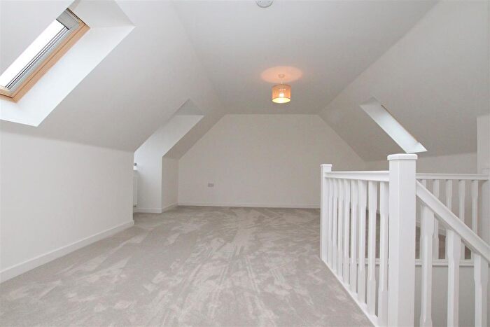 5 Bedroom Detached House For Sale In Cherrywood Grange, Tithebarn, Exeter, EX1