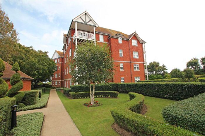 2 Bedroom Flat For Sale In Darley Road, Eastbourne, BN20