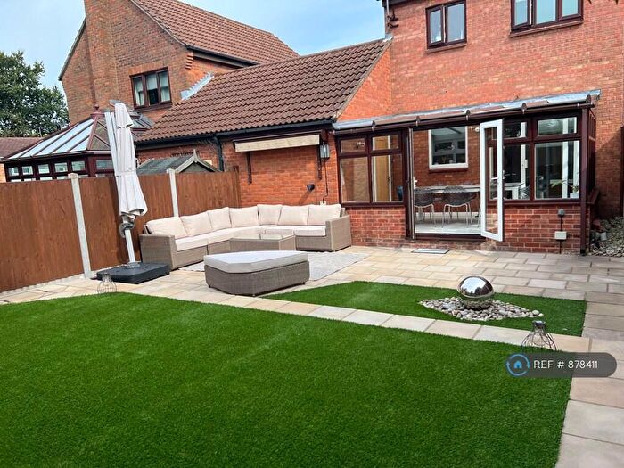 2 Bedroom Semi-Detached House To Rent In Brackens Drive, Warley, Brentwood, CM14