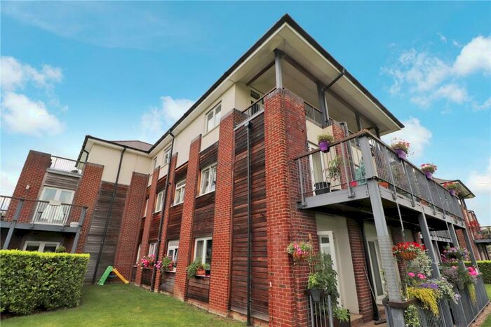 2 Bedroom Apartment To Rent In Copers Cope Road, Beckenham, Kent, BR3