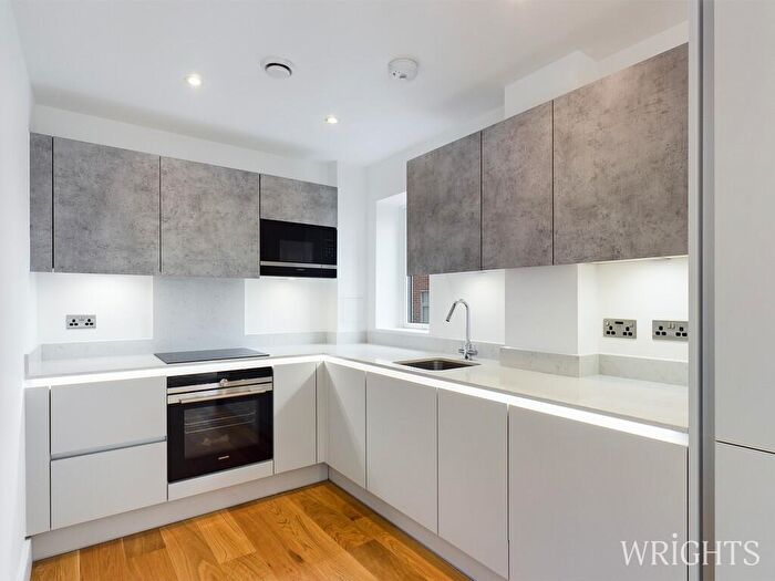 2 Bedroom Apartment To Rent In Principle Point, Bridge Road East, AL7