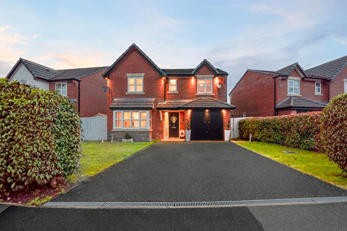 4 Bedroom Detached House To Rent In Cotton Meadows, Bolton, BL1