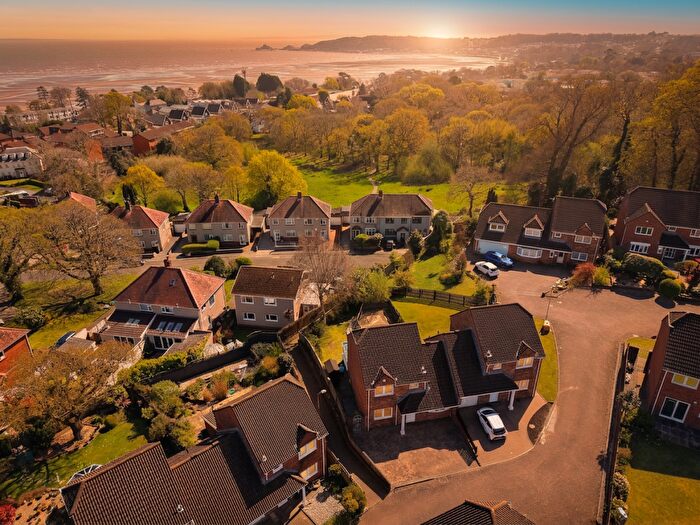 4 Bedroom Link Detached House For Sale In Whitegates, Mayals, Swansea, SA3