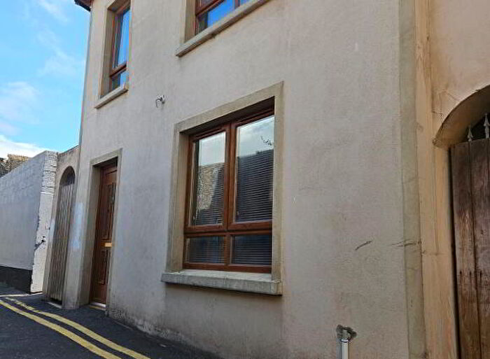 3 Bedroom End TownHouse For Sale In Church Lane, Warrenpoint, BT34