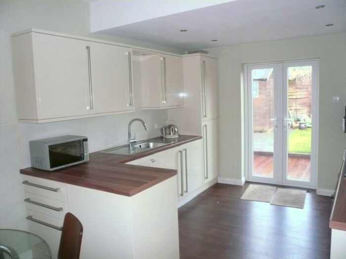2 Bedroom Detached Bungalow To Rent In Huntcliffe Gardens, North Heaton, NE6