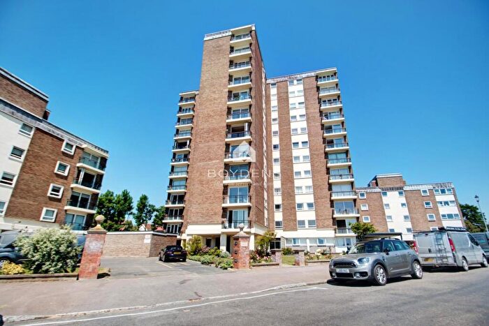2 Bedroom Apartment For Sale In The Esplanade, Frinton On Sea, CO13