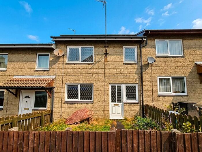 2 Bedroom Terraced House For Sale In Chapel Street, Haslingden, Rossendale, BB4