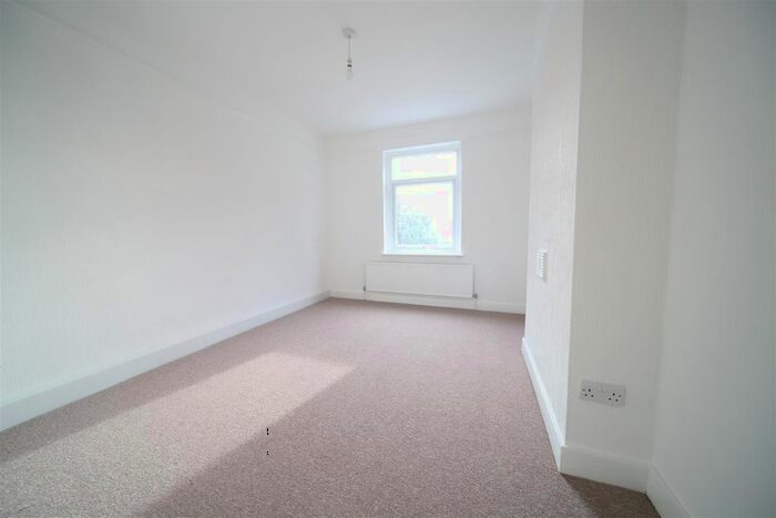 4 Bedroom Property To Rent In Putney Road, Enfield, EN3