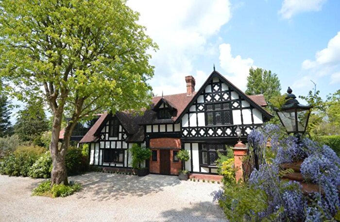 7 Bedroom Detached House For Sale In Riversdale, Bourne End, Buckinghamshire, SL8