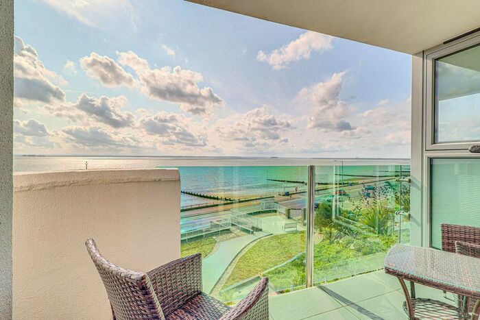 2 Bedroom Flat To Rent In Holland Road, Westcliff-On-Sea, SS0