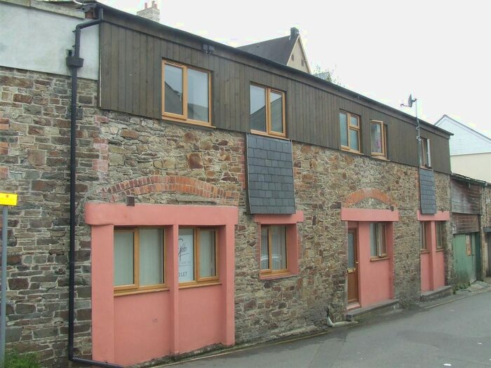 2 Bedroom Cottage To Rent In Westcombe Lane, Bideford, EX39