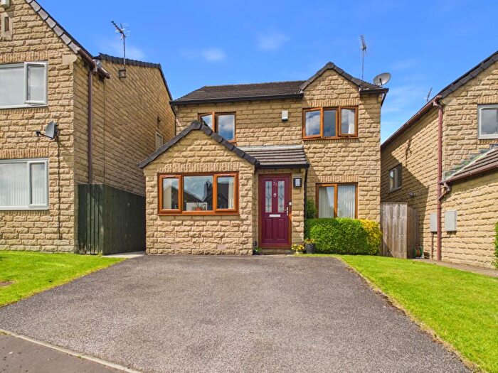 4 Bedroom Detached House For Sale In Ambler Grove, Halifax, West Yorkshire, HX2