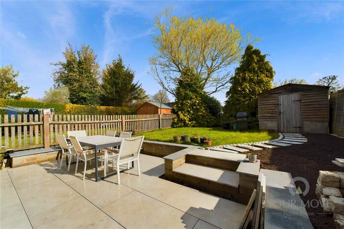 3 Bedroom Semi-Detached House For Sale In Wellingborough Road, Mears Ashby, Northampton, NN6