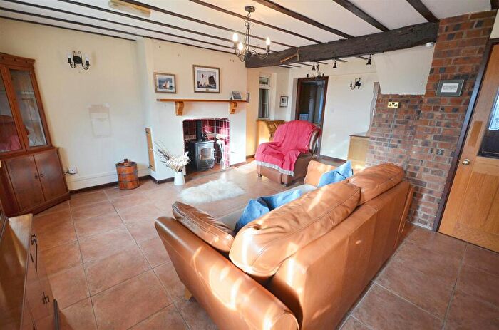 3 Bedroom Cottage To Rent In Early Lane, Swynnerton, Stone, ST15