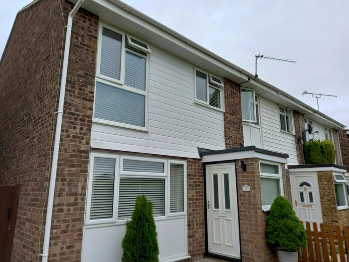 3 Bedroom Terraced House To Rent In Roebuck Green, Cippenham, Slough, SL1