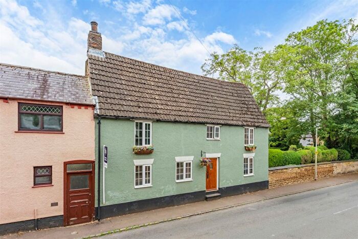 2 Bedroom Cottage For Sale In , Main Street, Little Harrowden, NN9