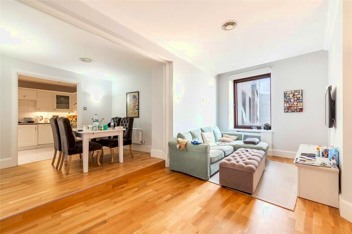 2 Bedroom Flat To Rent In Whitehouse Apartments, Belvedere Road, Southbank, London, SE1