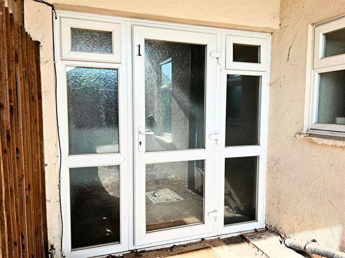 1 Bedroom Flat To Rent In Hollington Old Lane, St Leonards, TN38