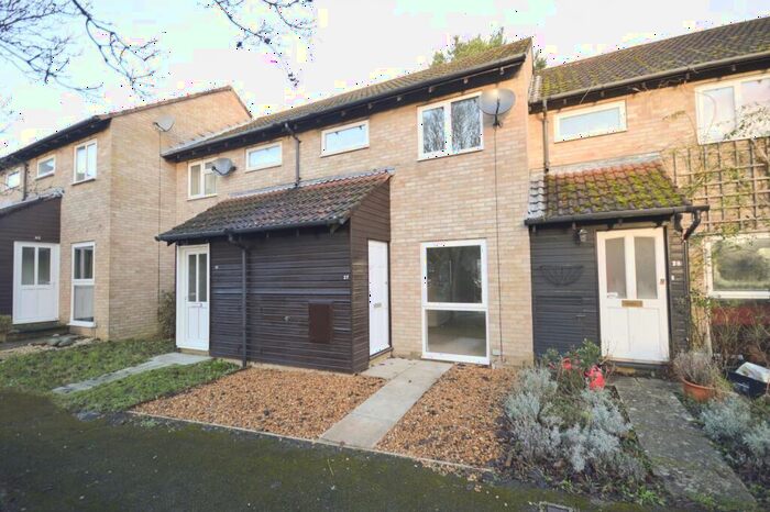 2 Bedroom Terraced House To Rent In Bankview, Lymington, Hampshire, SO41