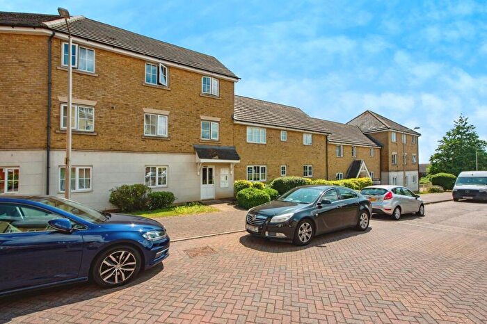 2 Bedroom Apartment For Sale In Kendal, Purfleet-on-Thames, RM19