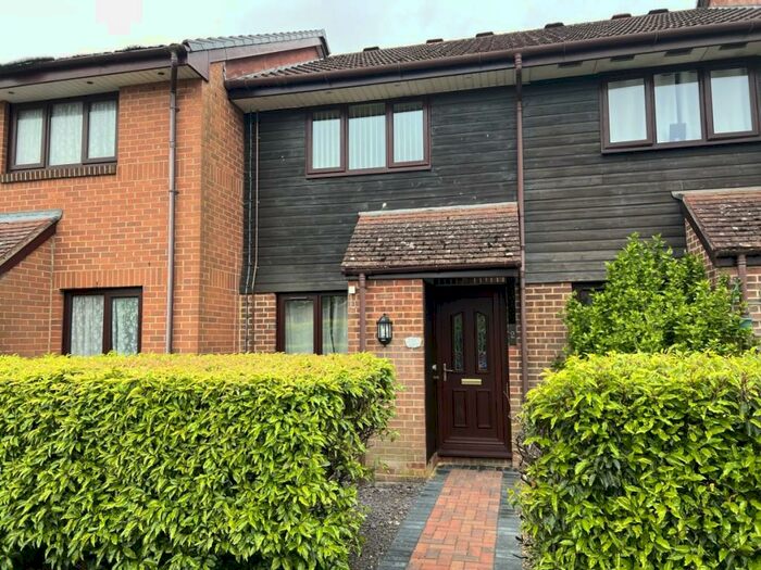 2 Bedroom Terraced House To Rent In Olivers Close, Totton, SO40