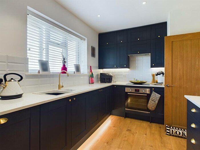 2 Bedroom House To Rent In Hillcrest Court, Hillcrest, Brighton, BN1