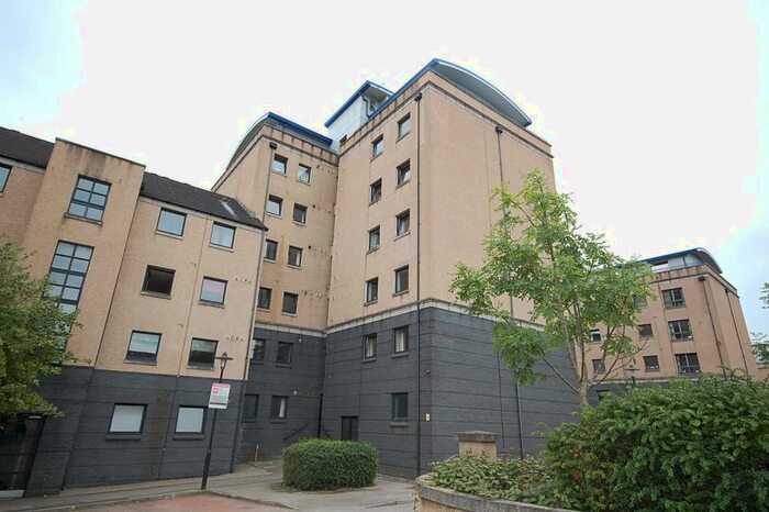 2 Bedroom Flat To Rent In Riverside Drive, City Centre, Aberdeen, AB11