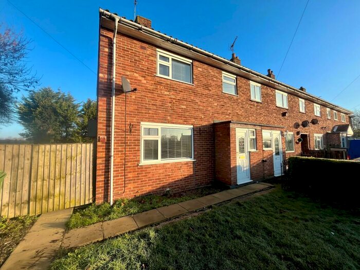 2 Bedroom Semi-Detached House To Rent In Munsons Place, Feltwell, Thetford, IP26