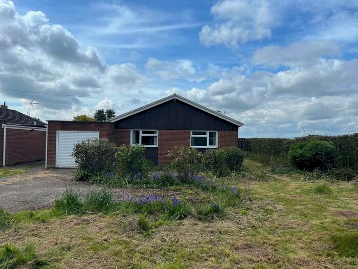 3 Bedroom Detached Bungalow For Sale In Campains Lane, Deeping St Nicholas, PE11