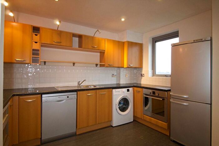 2 Bedroom Flat For Sale In Adams House, Cambridge, CB1