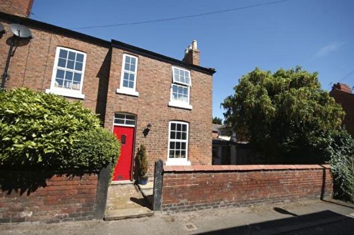 2 Bedroom Cottage To Rent In Abbots Nook, Chester, CH2
