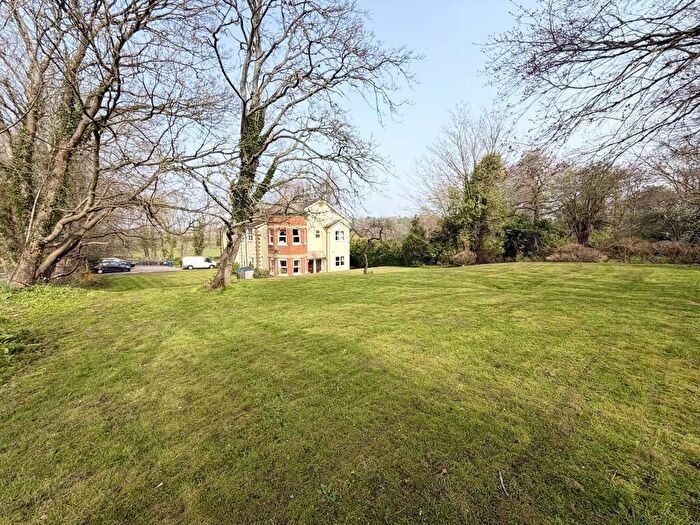 1 Bedroom Apartment For Sale In Guildford Road, Farnham, GU10