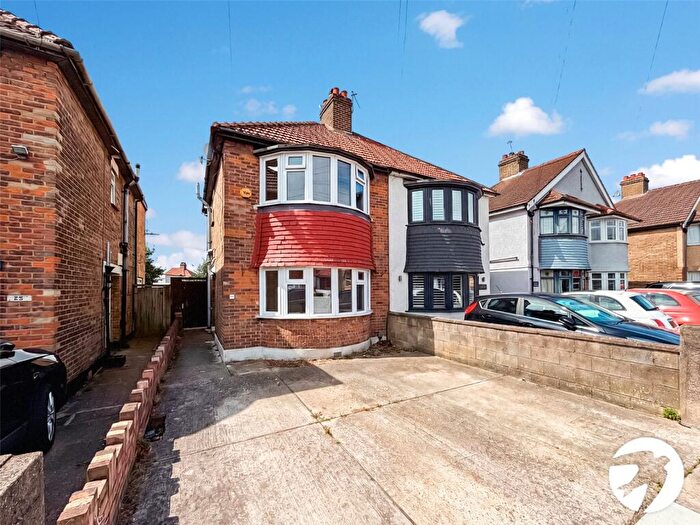 2 Bedroom Semi Detached House To Rent In Plymstock Road, Welling, DA16