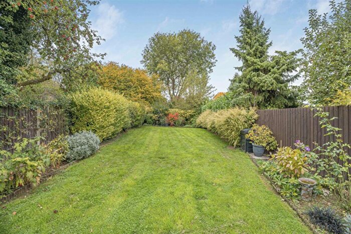 2 Bedroom House For Sale In Spring Lane, Flore, NN7