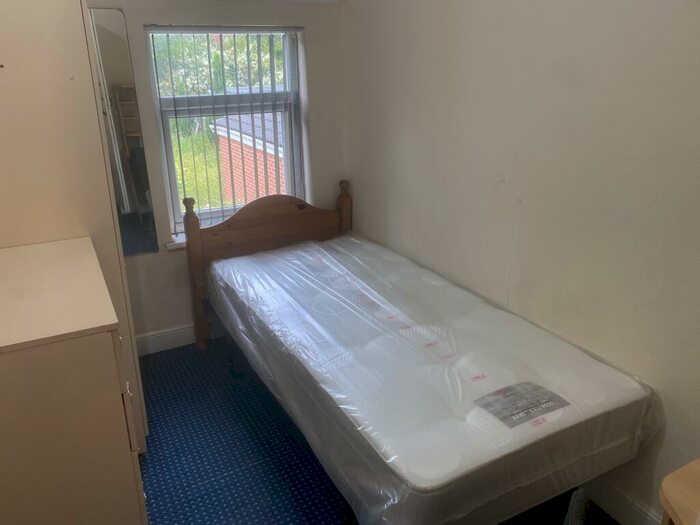 1 Bedroom Terraced House To Rent In Room Hubert Road, B29