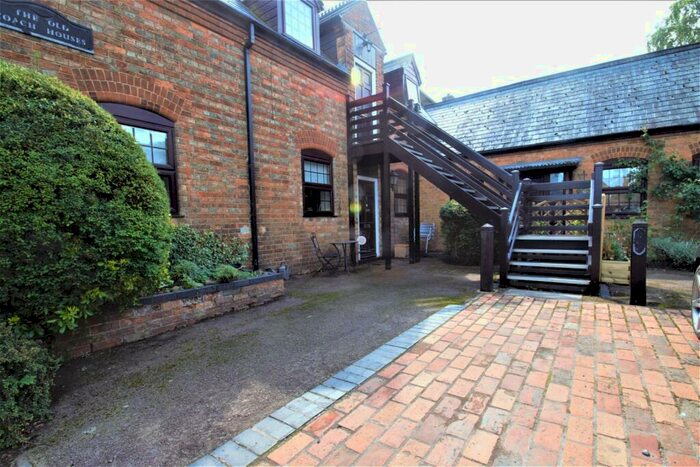 2 Bedroom Apartment To Rent In Claridges Lane, Ampthill, Bedford, MK45