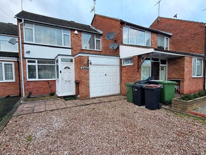 3 Bedroom Terraced House To Rent In Tresillian Road, Exhall, Coventry, Warwickshire, CV7