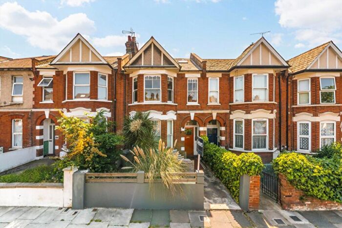 4 Bedroom Flat For Sale In Holland Road, Kensal Rise, NW10