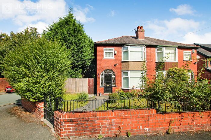 3 Bedroom Semi-detached House For Sale In St. Ethelberts Avenue, Bolton, BL3