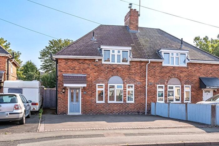 3 Bedroom Semi-Detached House For Sale In Parkfield Crescent, Parkfields, Wolverhampton, West Midlands, WV2