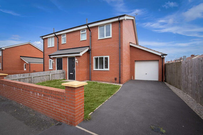 3 Bedroom Semi-Detached House To Rent In Abbey Close, Blackpool, FY4